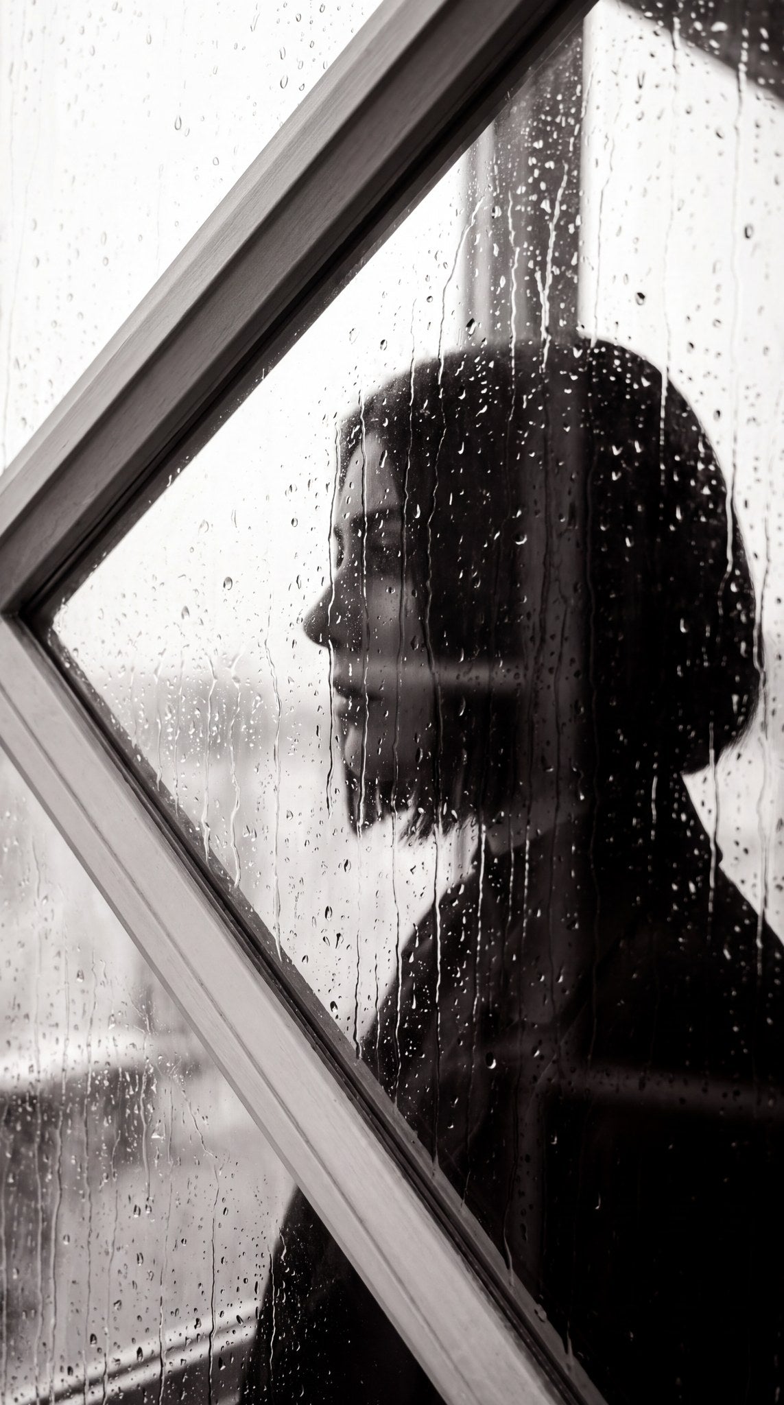 Threshold Visions - Rain Reflection Noir