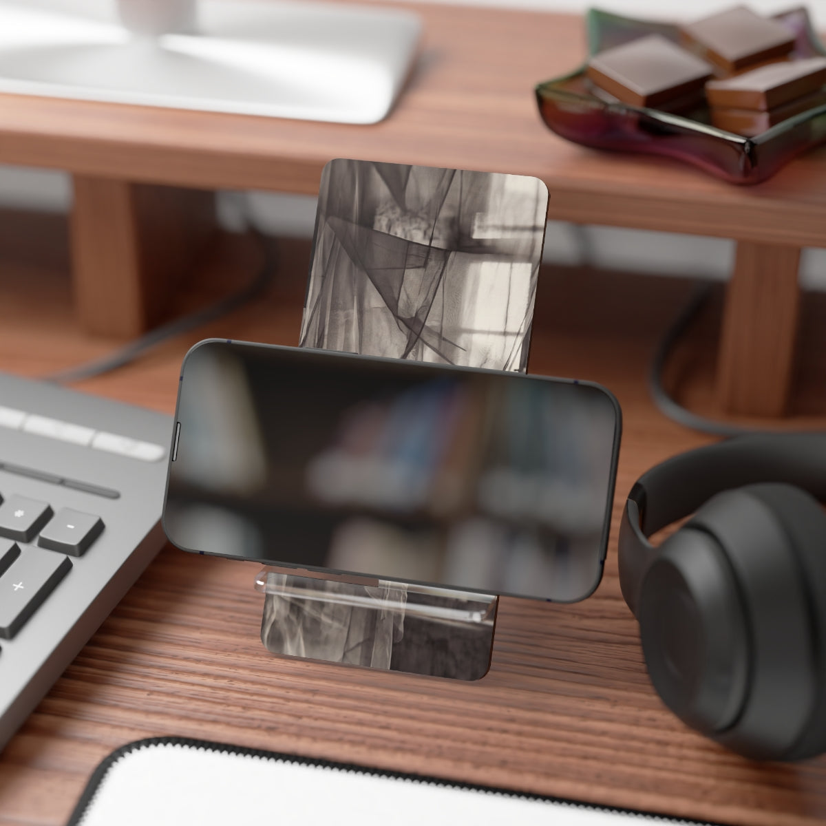 Mobile Display Stand for Smartphones - Spectral Veils |...