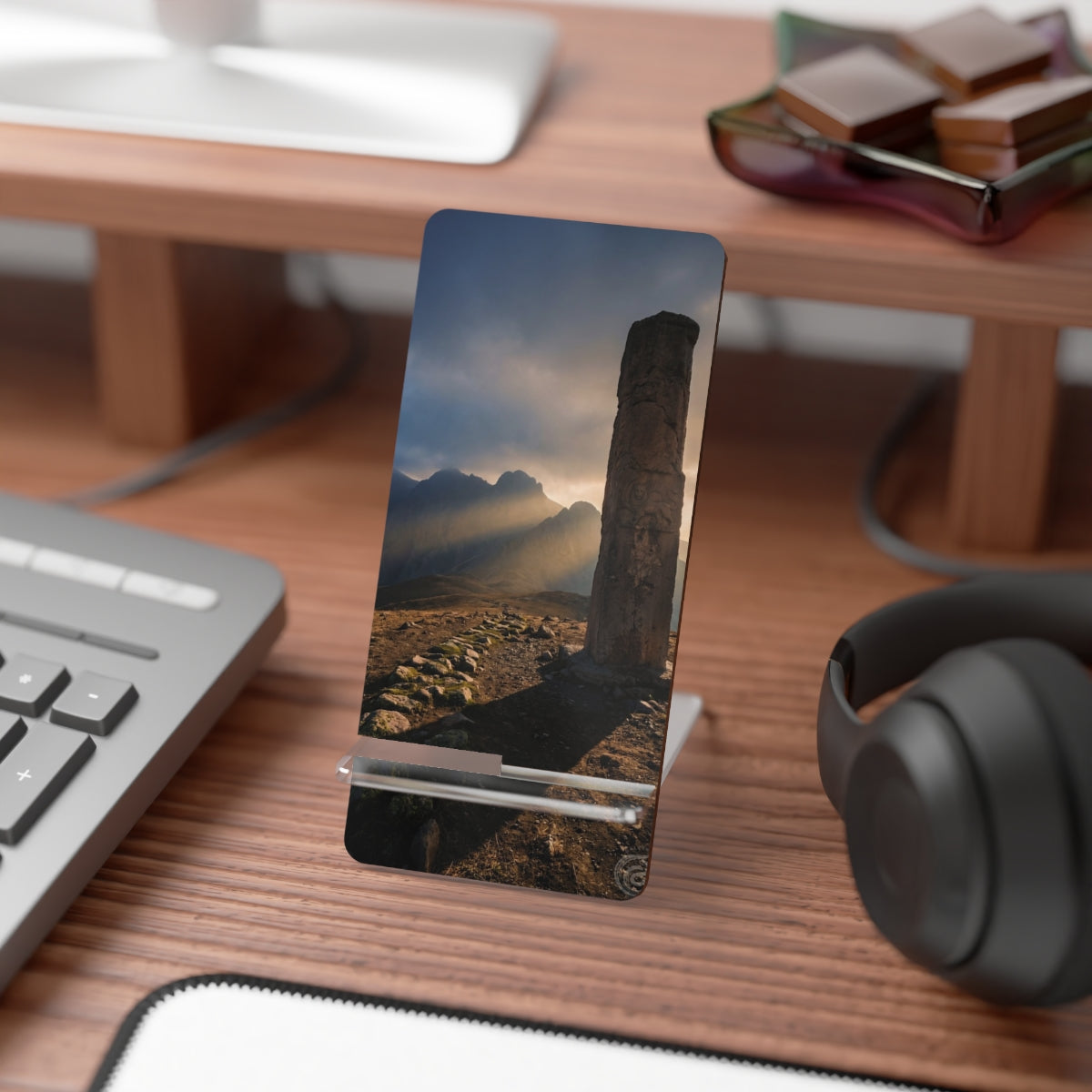 Mobile Display Stand for Smartphones - Mystic Monolith... |...