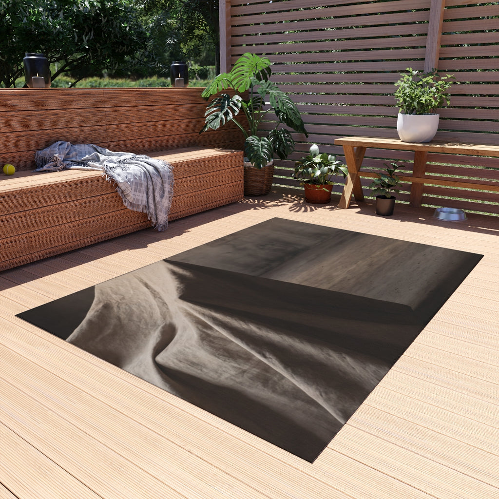 Outdoor Rug - Solitary Drape Courtyard Ground | Echovira...