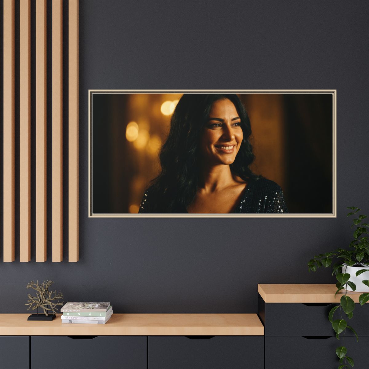 Framed Canvas Art - Golden Glamour — Natural / 1.25"