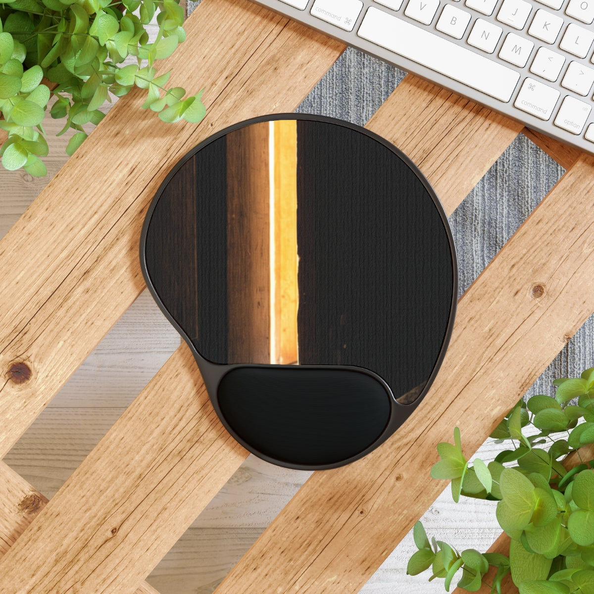 Mouse Pad With Wrist Rest - Threshold Glow | Echovira...