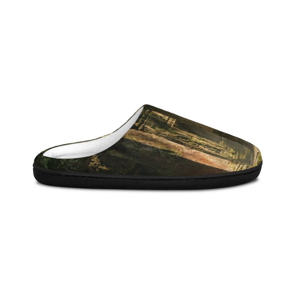 Men's Indoor Slippers - Temple Retreat | Echovira Gallery