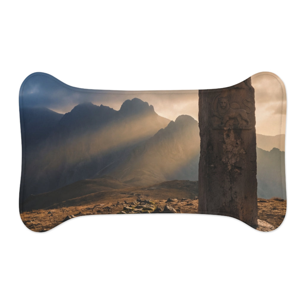 Pet Feeding Mat - Ancient Mountains