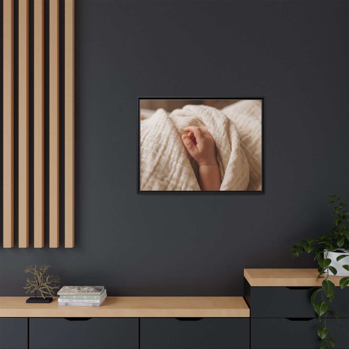 Framed Canvas - Minimalist Decor — Black / 1.25"