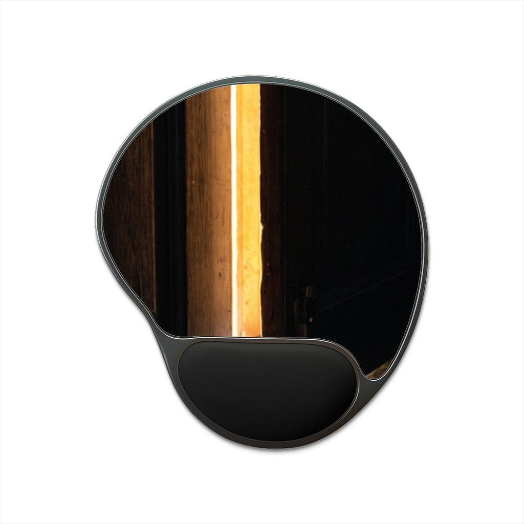 Mouse Pad With Wrist Rest - Threshold Glow | Echovira...