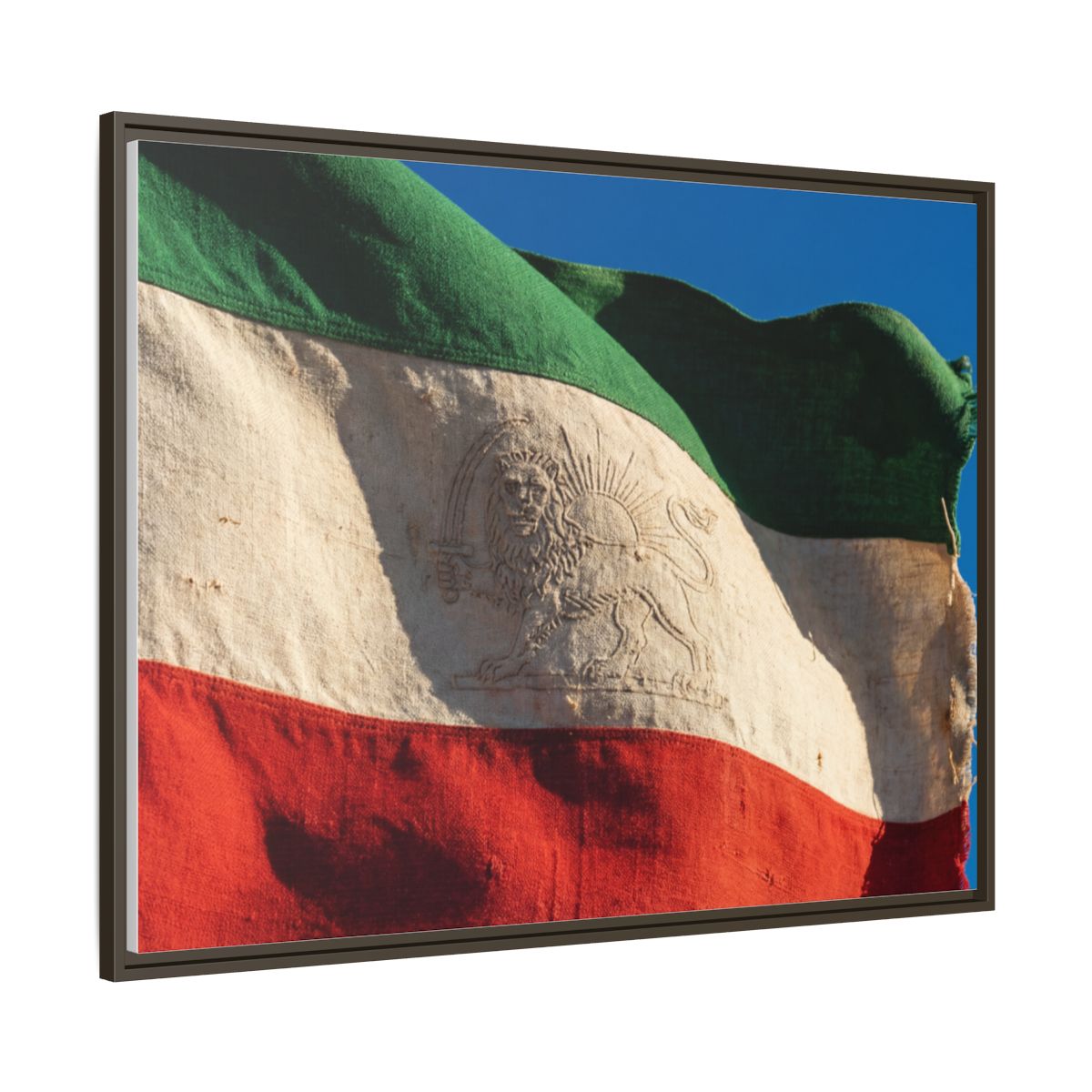 Gerahmte Leinwandkunst – Distressed Flag – Espresso / 3,18 cm