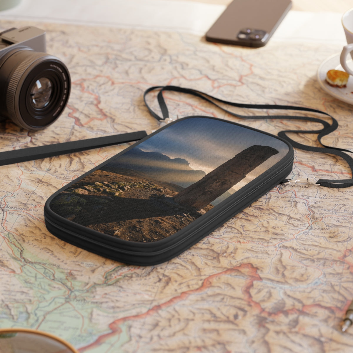 Passport Wallet - Wanderlust Trek