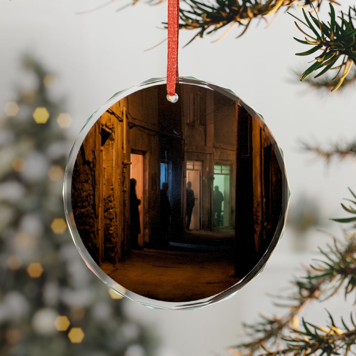 Crystal Glass Ornament - Shadows of the City - Cinematic......
