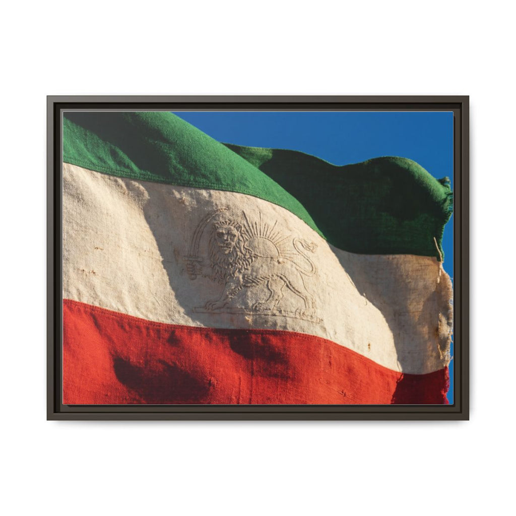 Gerahmte Leinwandkunst – Distressed Flag – Espresso / 3,18 cm