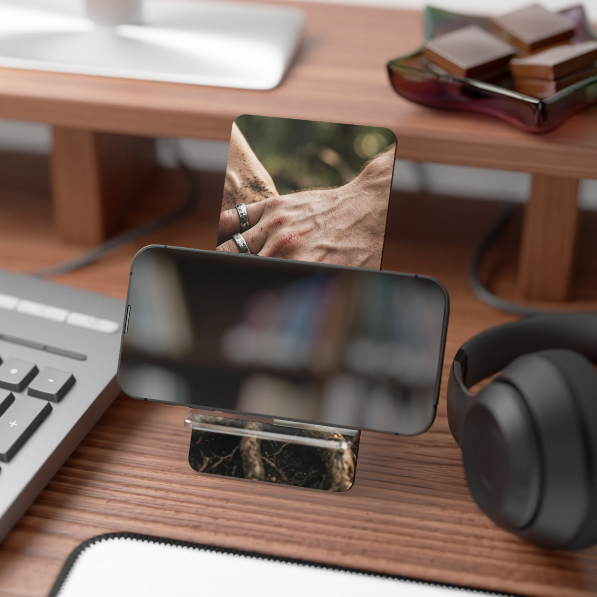 Forest Roots Smartphone Display Stand