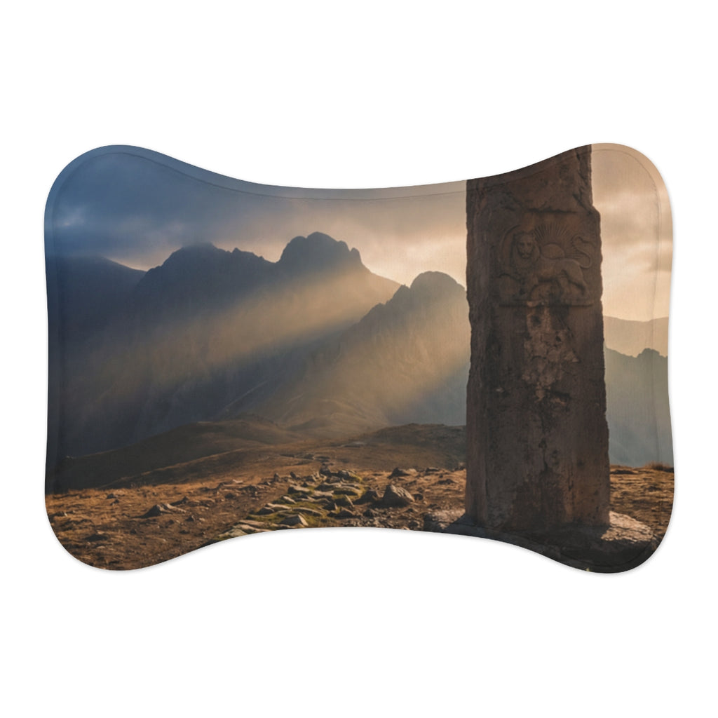 Pet Feeding Mat - Ancient Ruins Decor