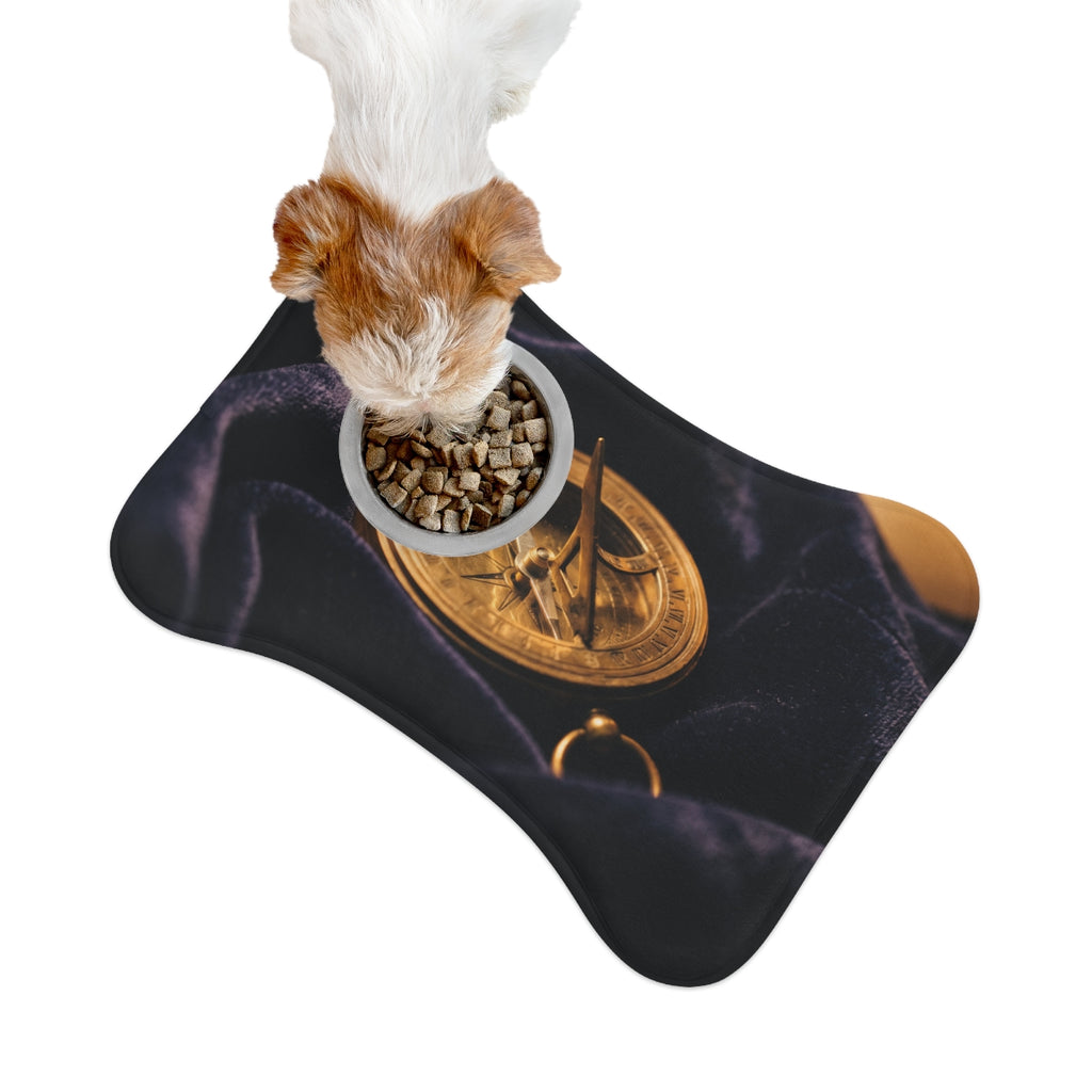 Sundial Compass Pet Feeding Mats