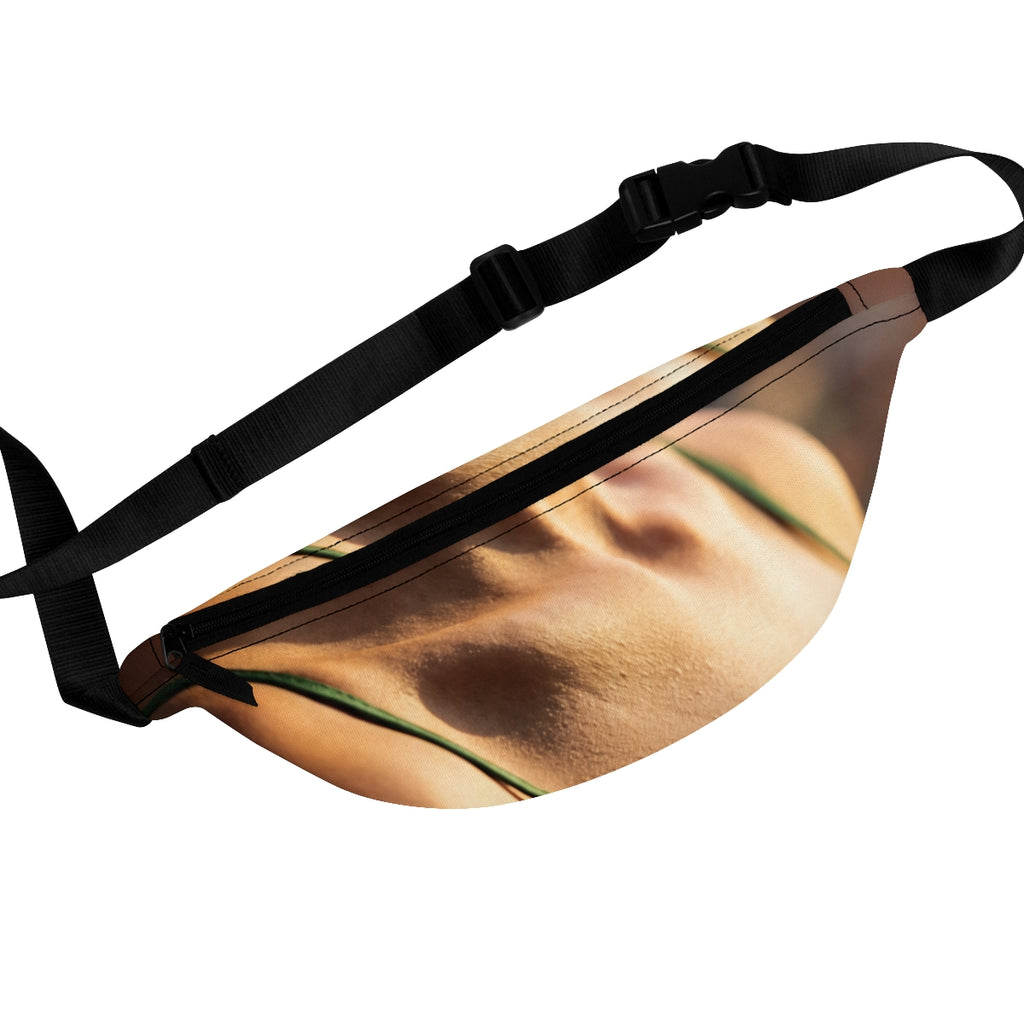 Fanny Pack - Emerald Glow Street Style