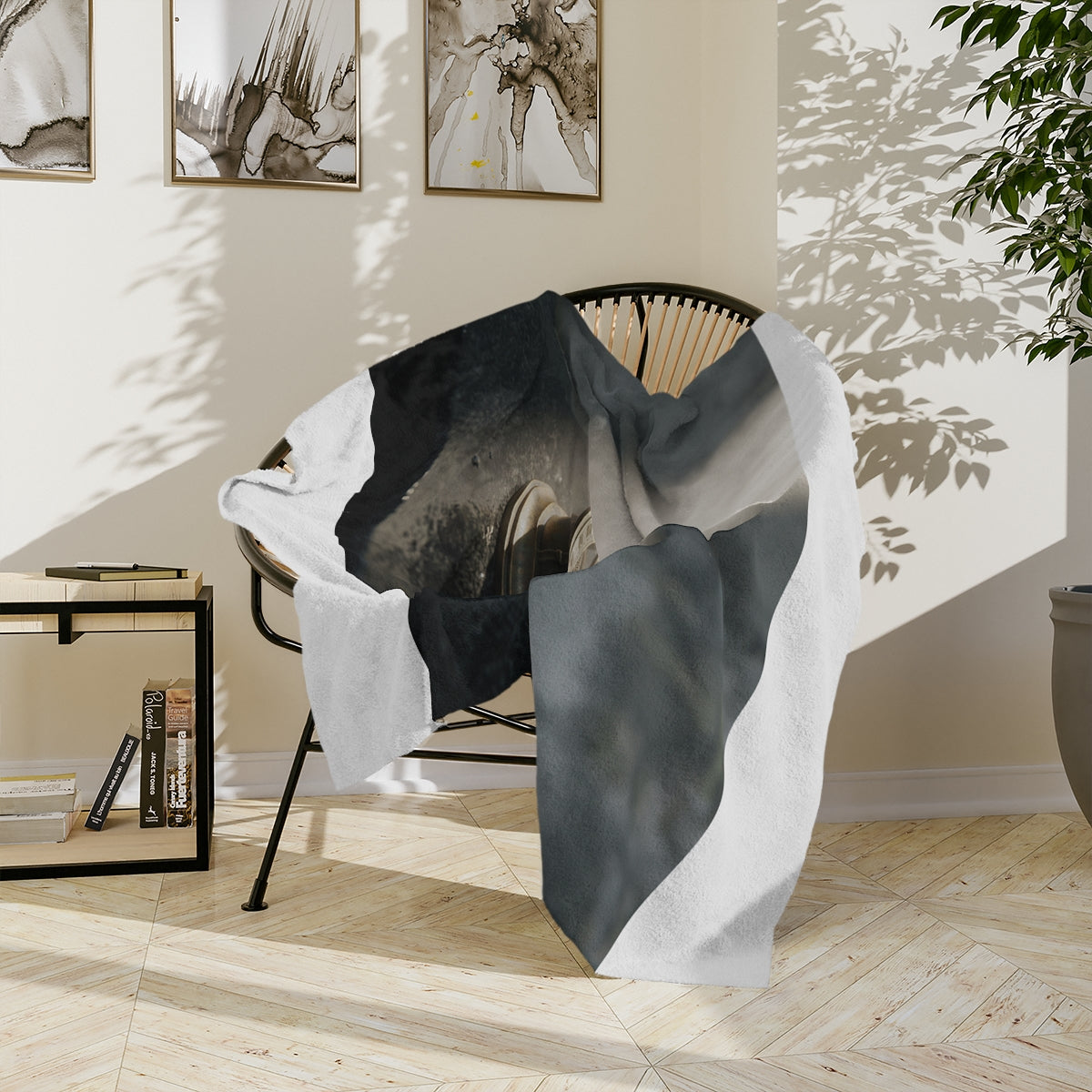 Velveteen Blanket - Sundial in Sunbeam | Echovira Gallery