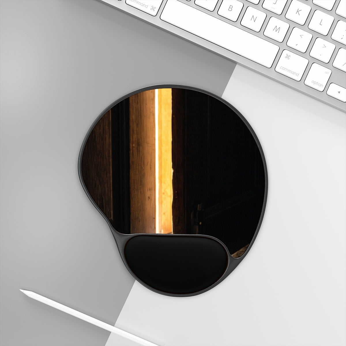 Mouse Pad With Wrist Rest - Threshold Glow | Echovira...