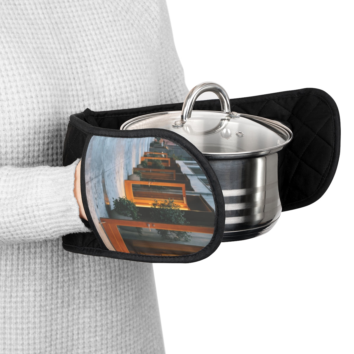 Oven Mitts - Twilight Courtyard Kitchen | Echovira Gallery