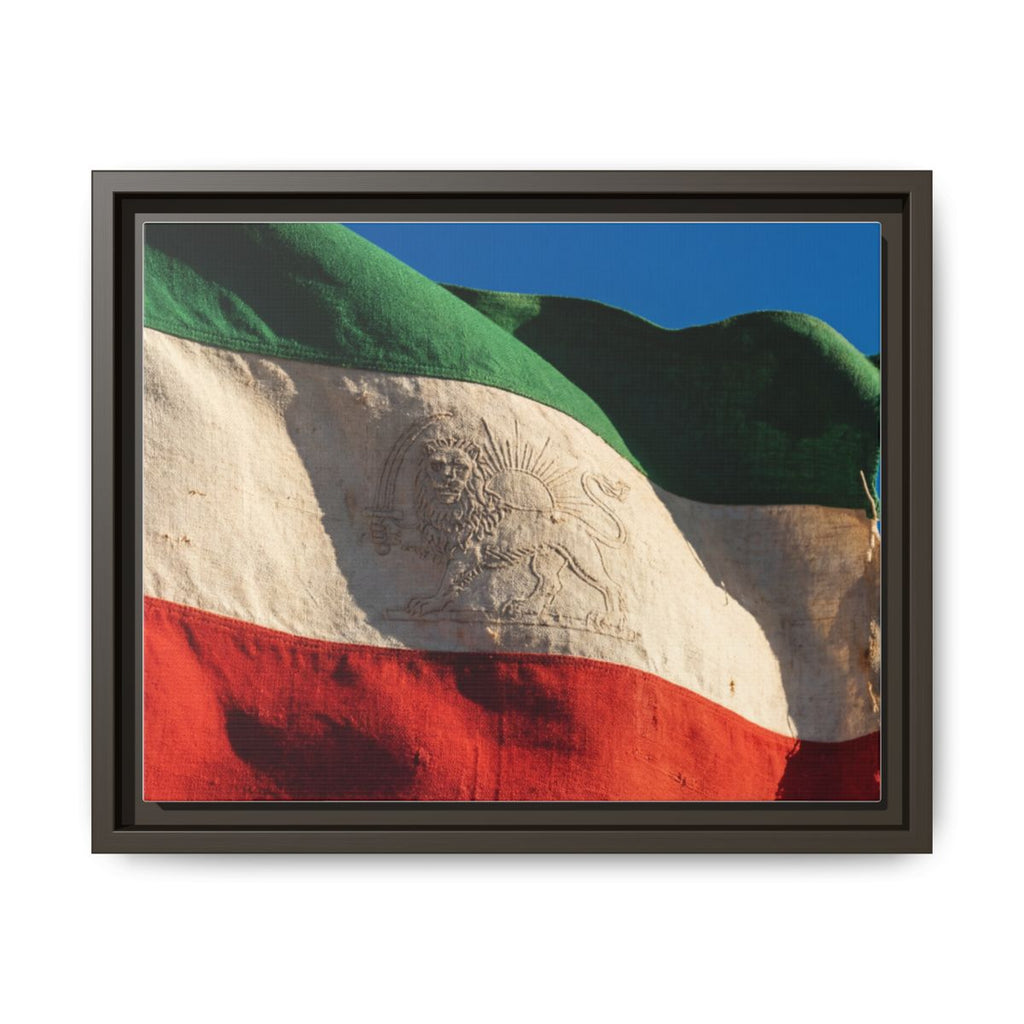 Gerahmte Leinwandkunst – Distressed Flag – Espresso / 3,18 cm