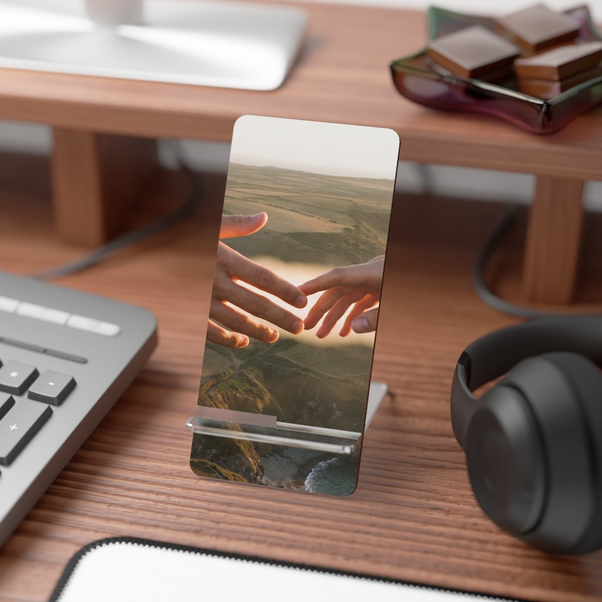 Mobile Display Stand for Smartphones - The Infinite Touch |...